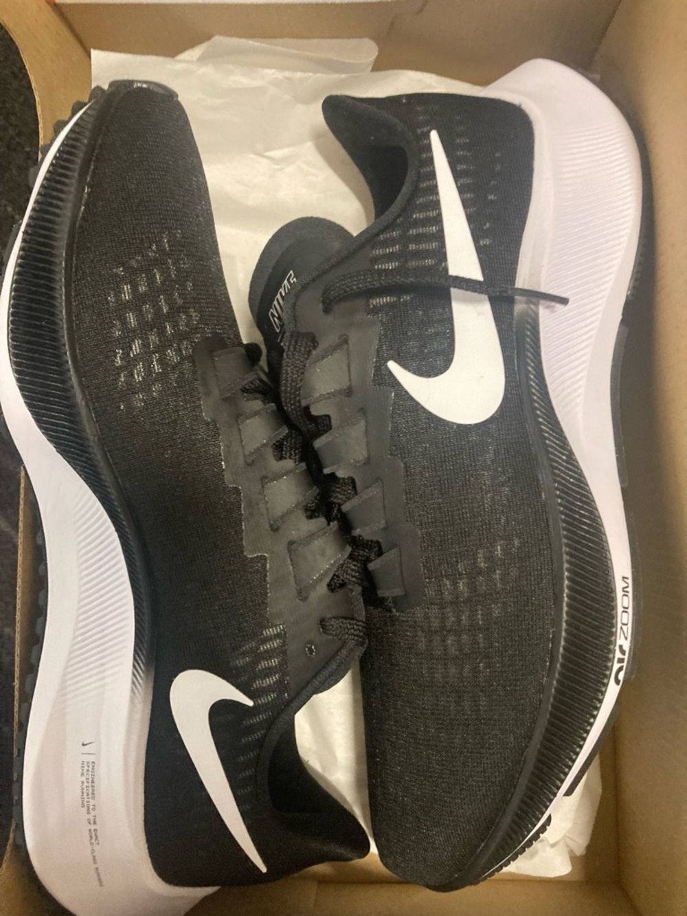 Nike womens Black/White Running Shoes - Lightweight Cushioned Trainer